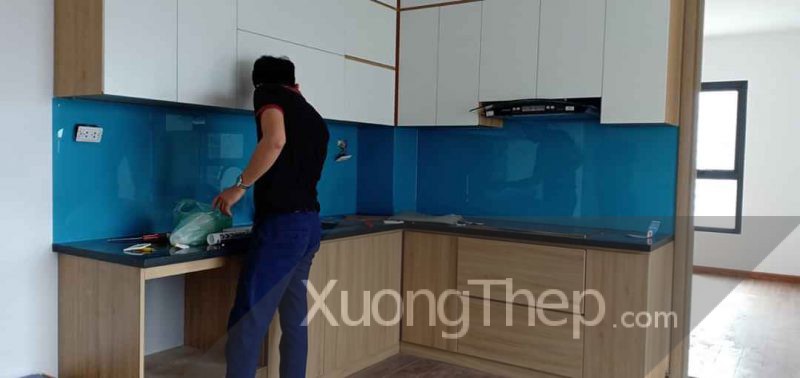 thi-cong-kinh-nha-bep-dep-10