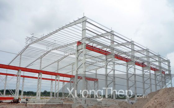 Khung nhà xưởng nhiều tầng dùng khung thép tiền chế sẽ lợi hơn nhiều